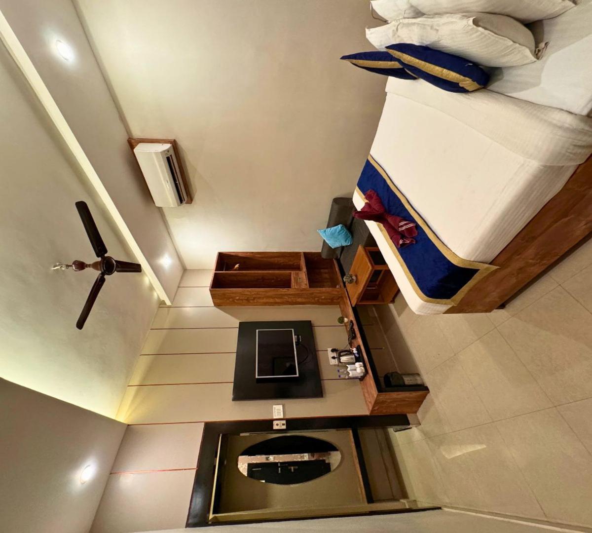Hotel Runway Inn Pura Raghunāth Exterior foto